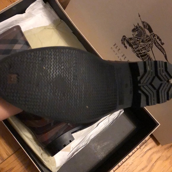 Burberry Coverdale Check Rainboot - Picture 3 of 4